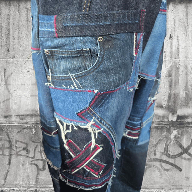 Frayed-denim-overalls-3.png
